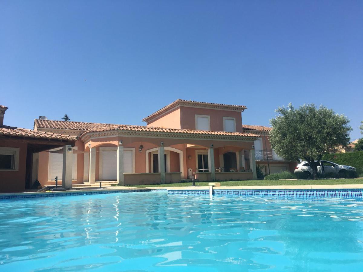 Villa Et Maisonnette Provencales Carpentras Exteriör bild