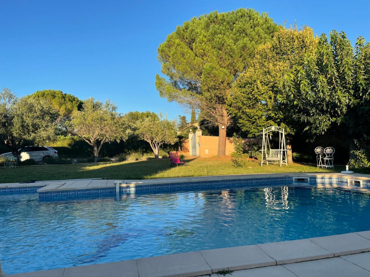 Villa Et Maisonnette Provencales Carpentras Exteriör bild